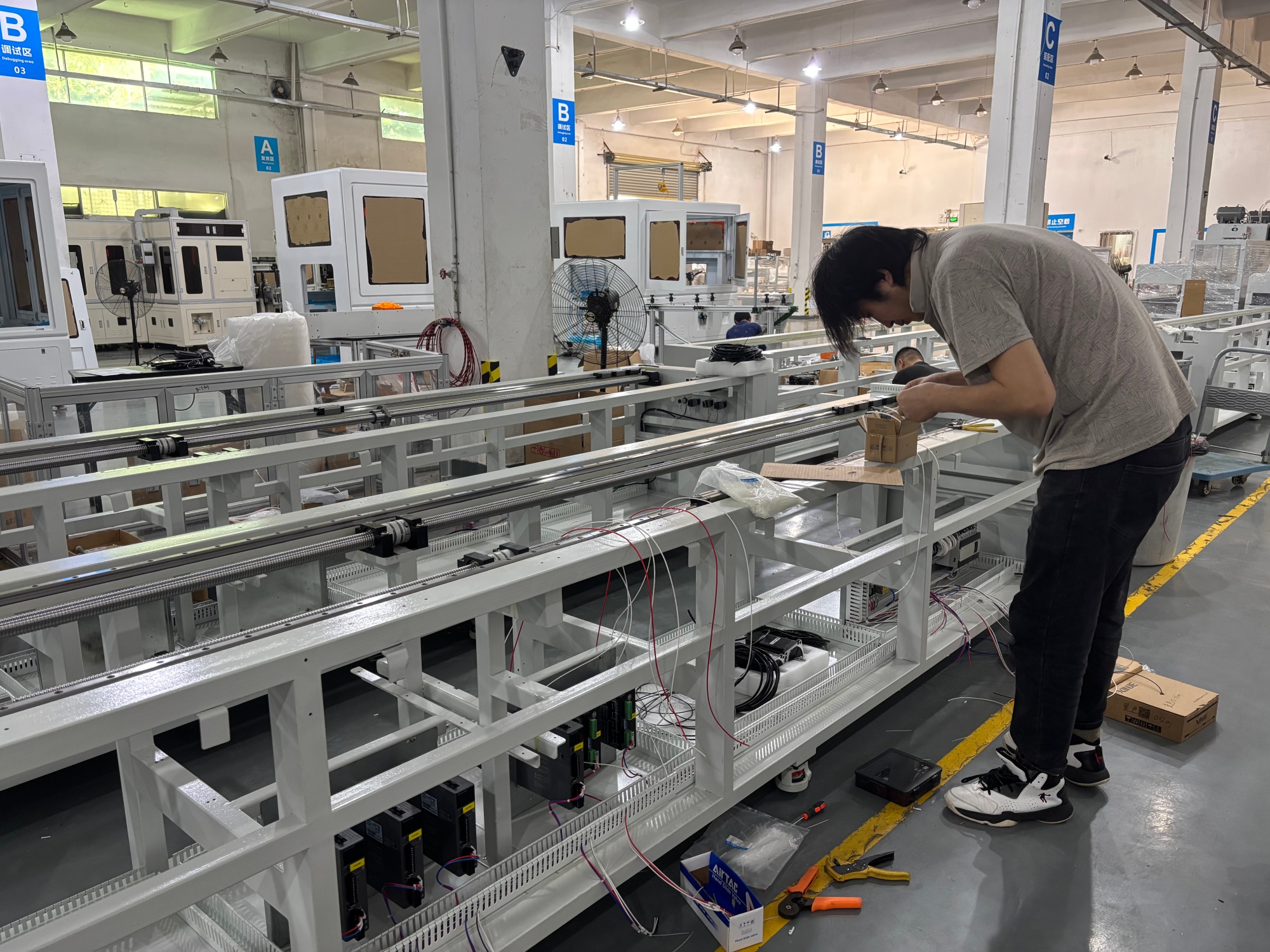 从人工巡检到智能感知:电池钢带产线质量监测技术的演进路径(图2) 1.jpg